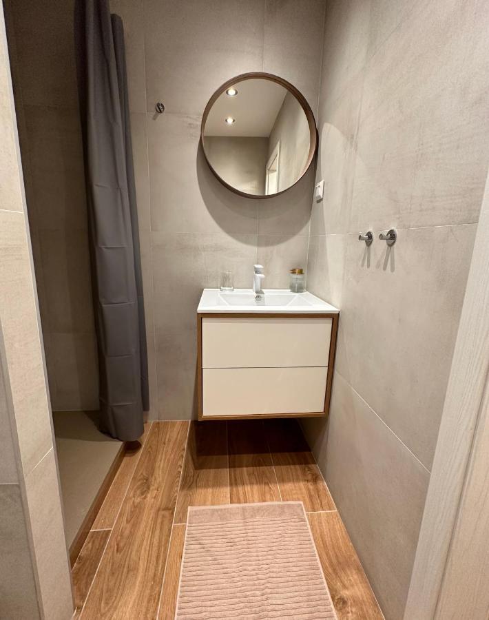 Castle Hill Apt In Old Town Of Bratislava With Free Parking Екстериор снимка